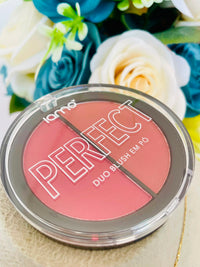 Dou blush em pó