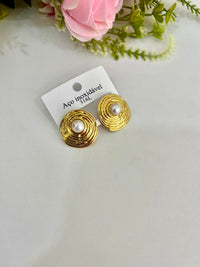 brinco dourado aço